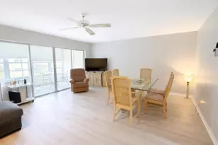 705 Lori Dr, Lake Worth Beach, FL 33461 - Photo 1