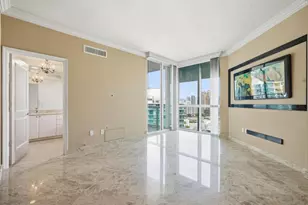 16500 Collins Ave, North Miami Beach, FL 33160 - Photo 20
