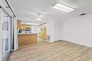 2902 Grove Dr, Fort Pierce, FL 34981 - Photo 10