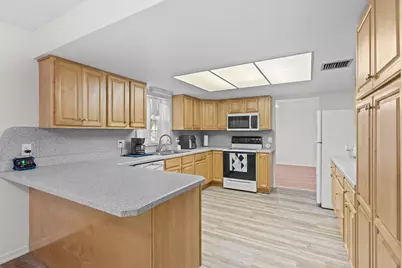 2902 Grove Drive, Fort Pierce, FL 34981 - Photo 8