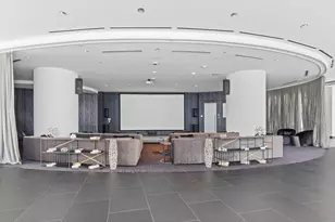 851 NE 1st Ave, Miami, FL 33132 - Photo 32