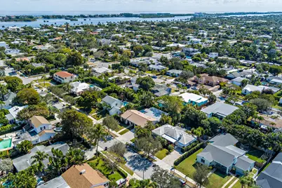 350 Colonial Road, West Palm Beach, FL 33405 - Photo 36