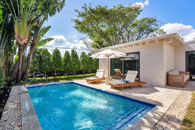 350 Colonial Road, West Palm Beach, FL 33405 - Photo 2