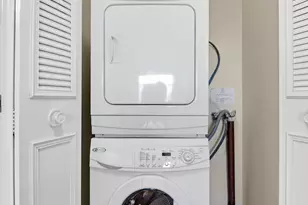 3661 Via Poinciana, Lake Worth, FL 33467 - Photo 32