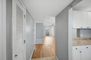 130 NE 26th Ave, Boynton Beach, FL 33435 - Photo 8