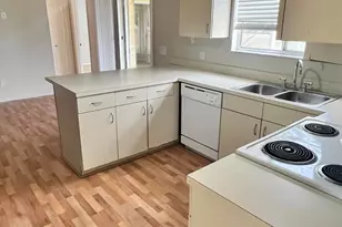 5110 NW Erskin Terrace, Port Saint Lucie, FL 34983 - Photo 8