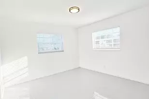 207 Huron Pl, West Palm Beach, FL 33409 - Photo 4