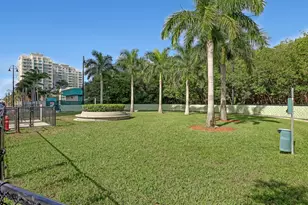 700 E Boynton Beach Blvd, Boynton Beach, FL 33435 - Photo 20