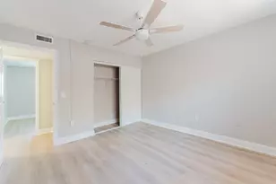 650 SW 2nd Ave, Boca Raton, FL 33432 - Photo 12