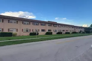 650 SW 2nd Ave, Boca Raton, FL 33432 - Photo 2