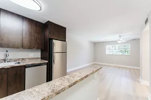 650 SW 2nd Ave, Boca Raton, FL 33432 - Photo 2