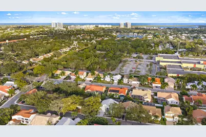 1077 Siena Oaks Circle E, Palm Beach Gardens, FL 33410 - Photo 34