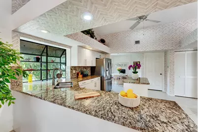 11229 Boca Woods Lane, Boca Raton, FL 33428 - Photo 12