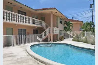 431 W Camino Real #17, Boca Raton, FL 33432 - Photo 2