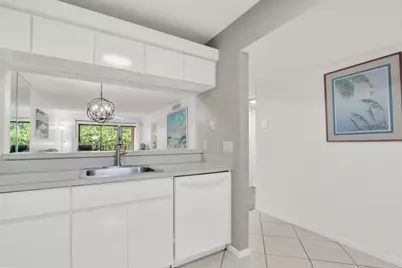 115 Bamboo Road #205, Palm Beach Shores, FL 33404 - Photo 6