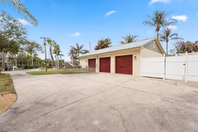 2515 N Indian River Drive, Fort Pierce, FL 34946 - Photo 64