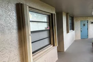 1101 Colony Point Cir, Pembroke Pines, FL 33026 - Photo 6