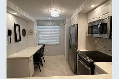 1101 Colony Point Circle #108, Hollywood, FL 33026 - Photo 12