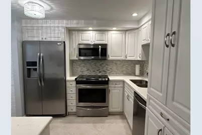 1101 Colony Point Circle #108, Hollywood, FL 33026 - Photo 8