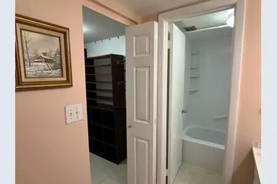 1101 Colony Point Circle #108, Pembroke Pines, FL 33026 - Photo 16