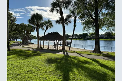 1101 Colony Point Circle #108, Pembroke Pines, FL 33026 - Photo 2