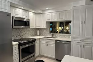 1101 Colony Point Cir, Pembroke Pines, FL 33026 - Photo 1