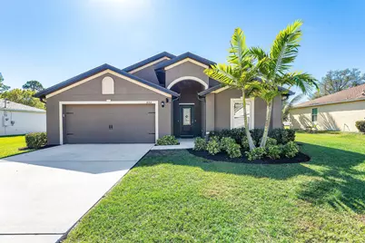 1652 SW Penrose Avenue, Port Saint Lucie, FL 34953 - Photo 1