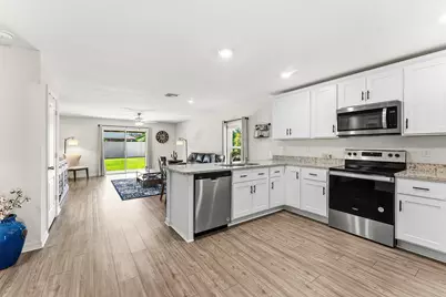 1652 SW Penrose Avenue, Port Saint Lucie, FL 34953 - Photo 6