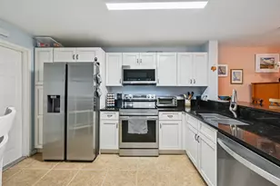 4065 Crystal Lake Dr, Pompano Beach, FL 33064 - Photo 16