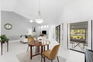 5791 Parkwalk Cir W, Boynton Beach, FL 33472 - Photo 18