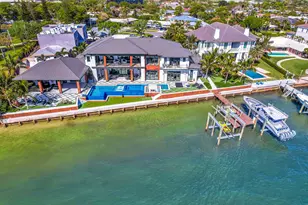 712 Lakeside Cir, North Palm Beach, FL 33408 - Photo 4