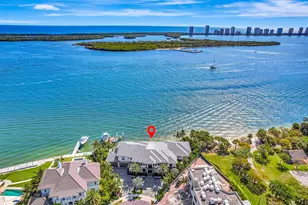 712 Lakeside Cir, North Palm Beach, FL 33408 - Photo 2