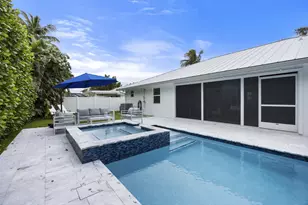 52 PineHill Trail E, Tequesta, FL 33469 - Photo 2