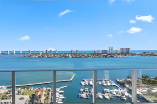 220 Lake Shore Dr, West Palm Beach, FL 33403 - Photo 2