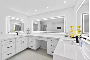 10603 Boca Woods Ln, Boca Raton, FL 33428 - Photo 8