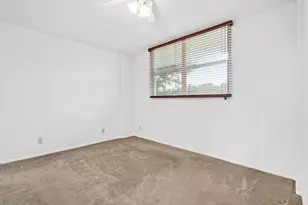 109 Royal Pk Dr, Oakland Park, FL 33309 - Photo 10