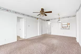 109 Royal Pk Dr, Oakland Park, FL 33309 - Photo 4