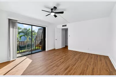 198 Lake Arbor Drive, Palm Springs, FL 33461 - Photo 28