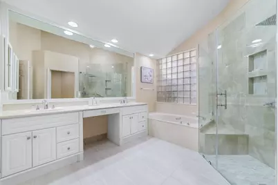 11905 Fountainside Circle, Boynton Beach, FL 33437 - Photo 32