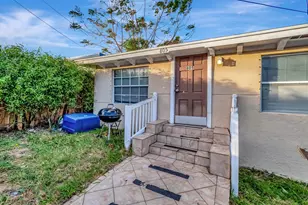 805 20th St, West Palm Beach, FL 33407 - Photo 8