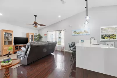 2811 SW Mustang Terrace, Stuart, FL 34997 - Photo 8