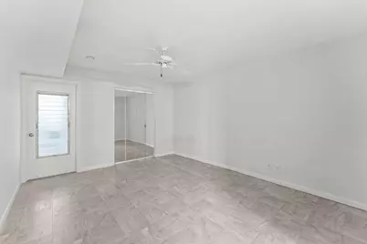 124 Shore Court #303, North Palm Beach, FL 33408 - Photo 2