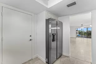 124 Shore Ct, North Palm Beach, FL 33408 - Photo 10