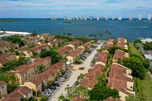 1020 Lake Shore Dr, Lake Park, FL 33403 - Photo 28