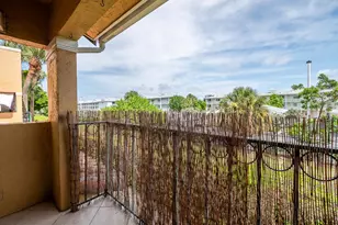 1020 Lake Shore Dr, Lake Park, FL 33403 - Photo 22