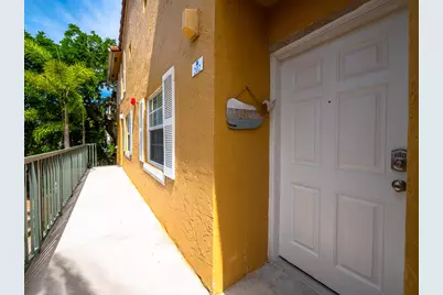 1020 Lake Shore Drive #202, Lake Park, FL 33403 - Photo 4