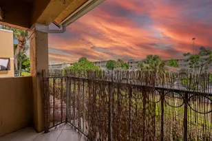 1020 Lake Shore Dr, Lake Park, FL 33403 - Photo 24