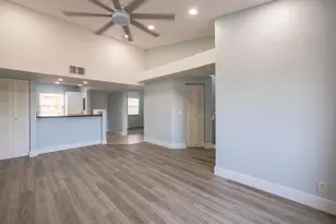 1020 Lake Shore Dr, Lake Park, FL 33403 - Photo 8