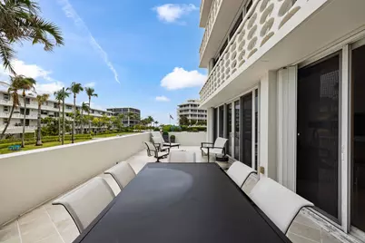 130 Sunrise Avenue #201, Palm Beach, FL 33480 - Photo 2