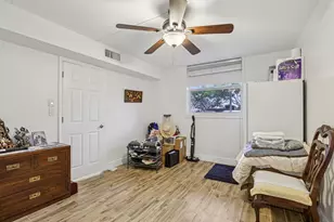 250 NW 67th St, Boca Raton, FL 33487 - Photo 14